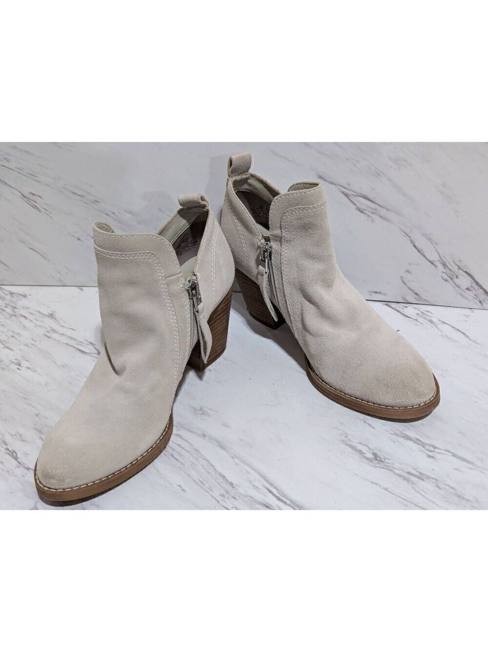 Sam Edelman Women's Beige Suede Almond Toe Zip Closure Heeled Bootie Size 6